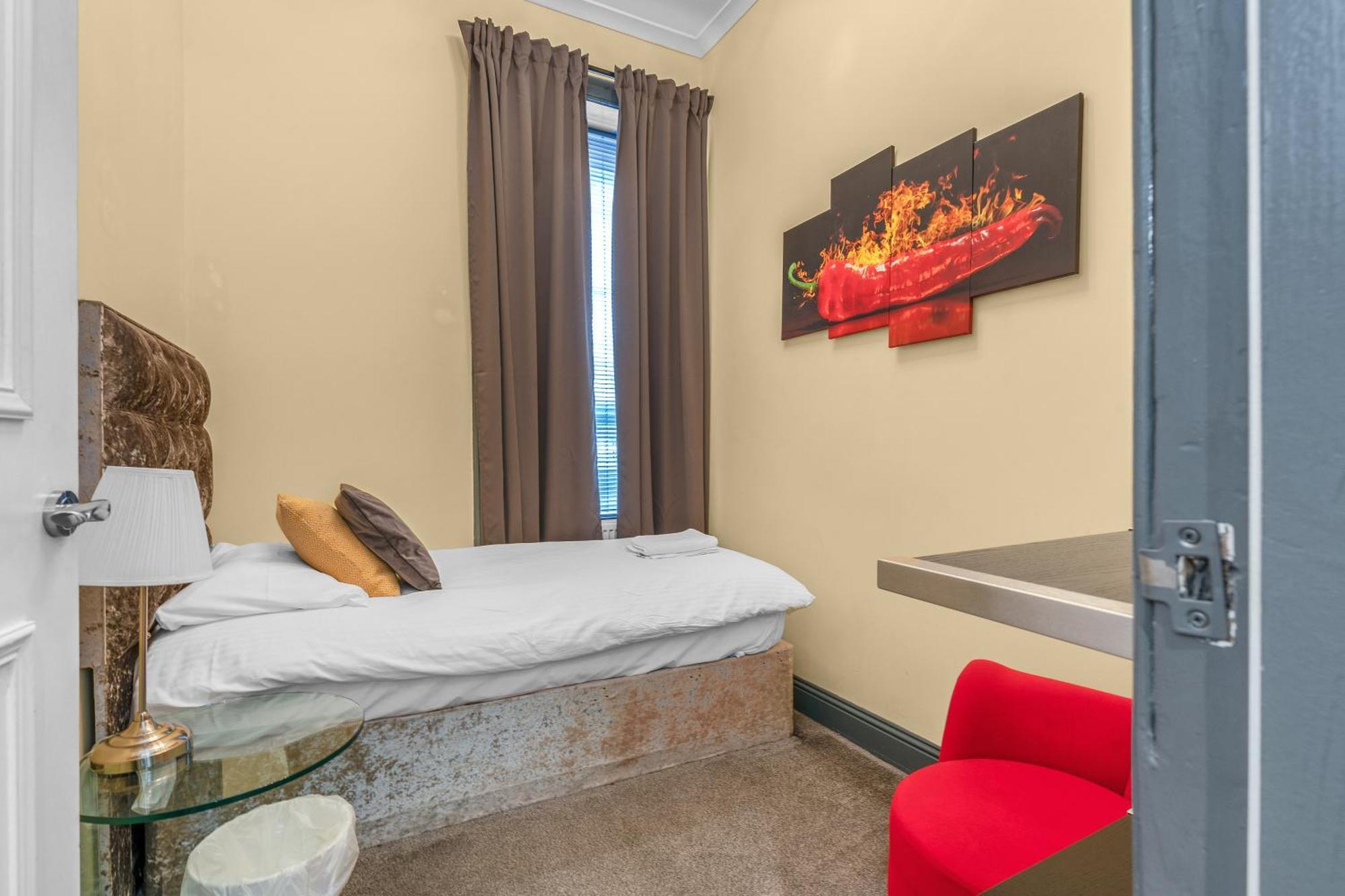 Cosy Modern City Centre Flat Единбург Екстер'єр фото