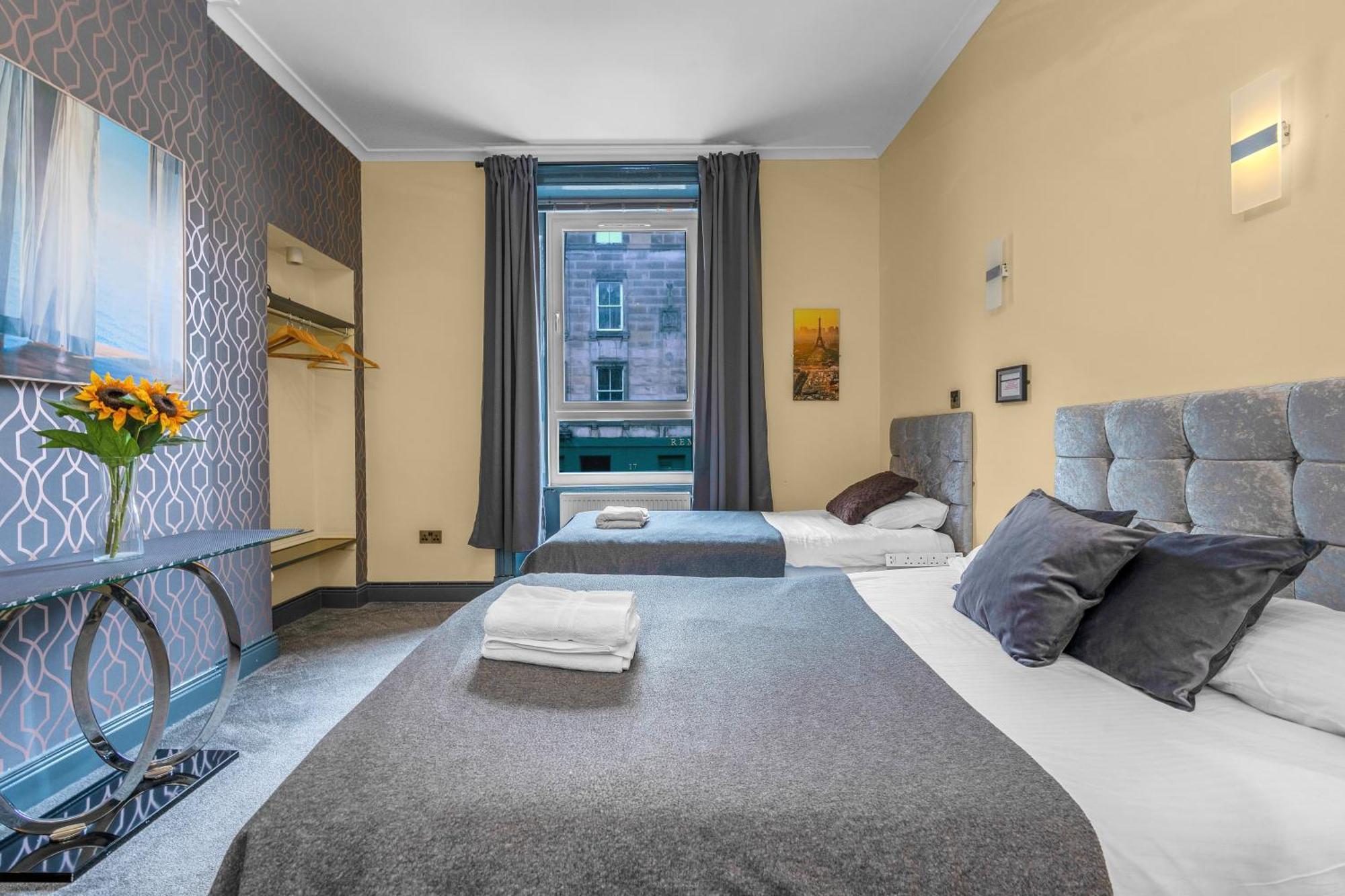 Cosy Modern City Centre Flat Единбург Екстер'єр фото